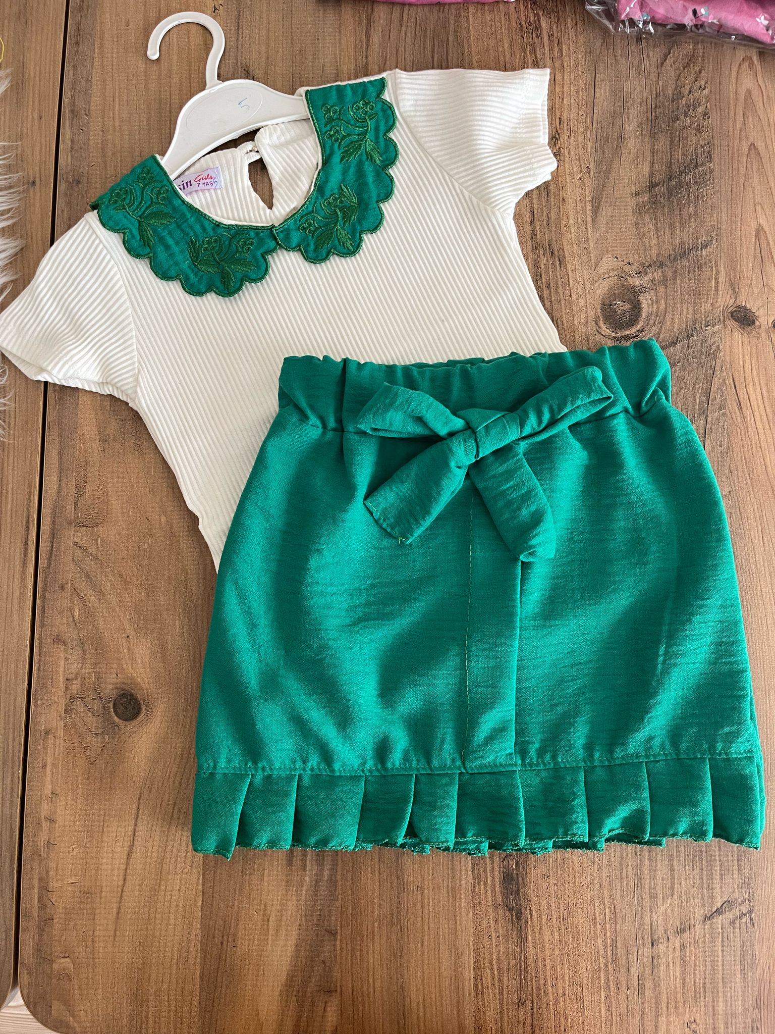 ETEK BADİ YEŞİL TAKIM