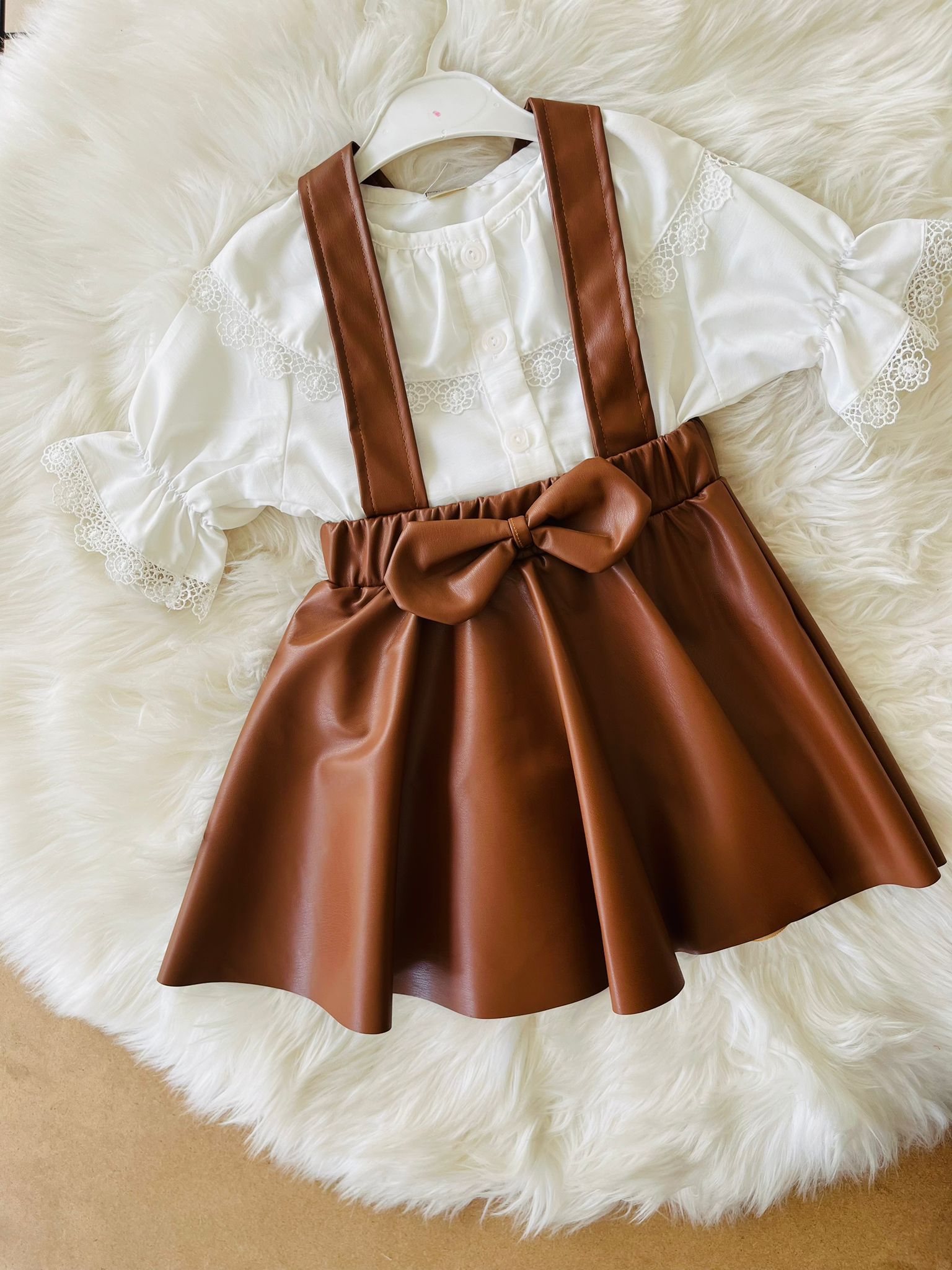 KAHVERENGİ SLOPET  ELBİSE VE GÖMLEK