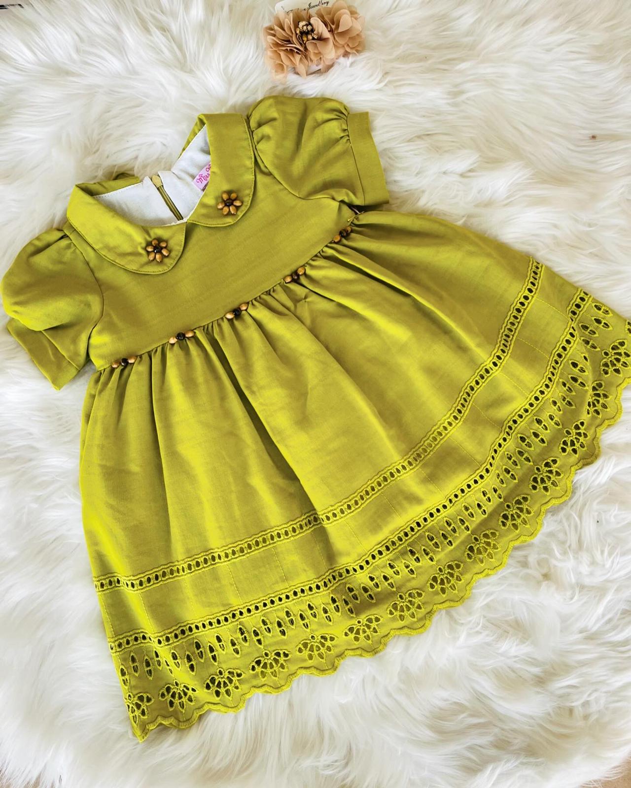 YAĞYEŞİLİ FİSTOLU ELBİSE