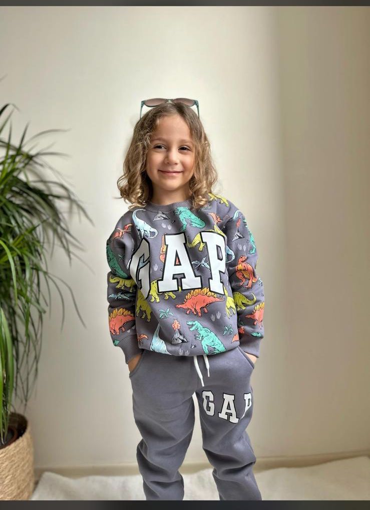 GRİ DİNAZOR BASKILI ERKEK TAKIM (ŞARDONLU)