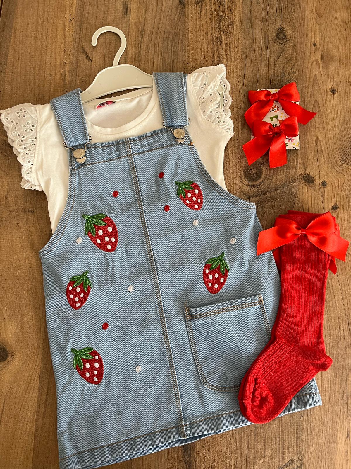 çilek nakışlı ikili takım