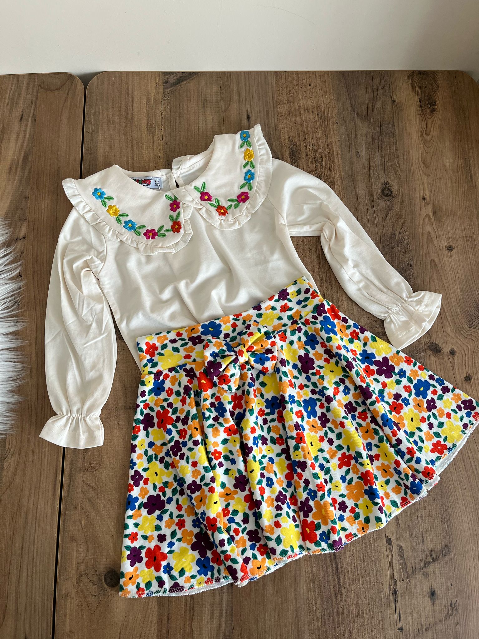 papatya nakışlı etekli takım