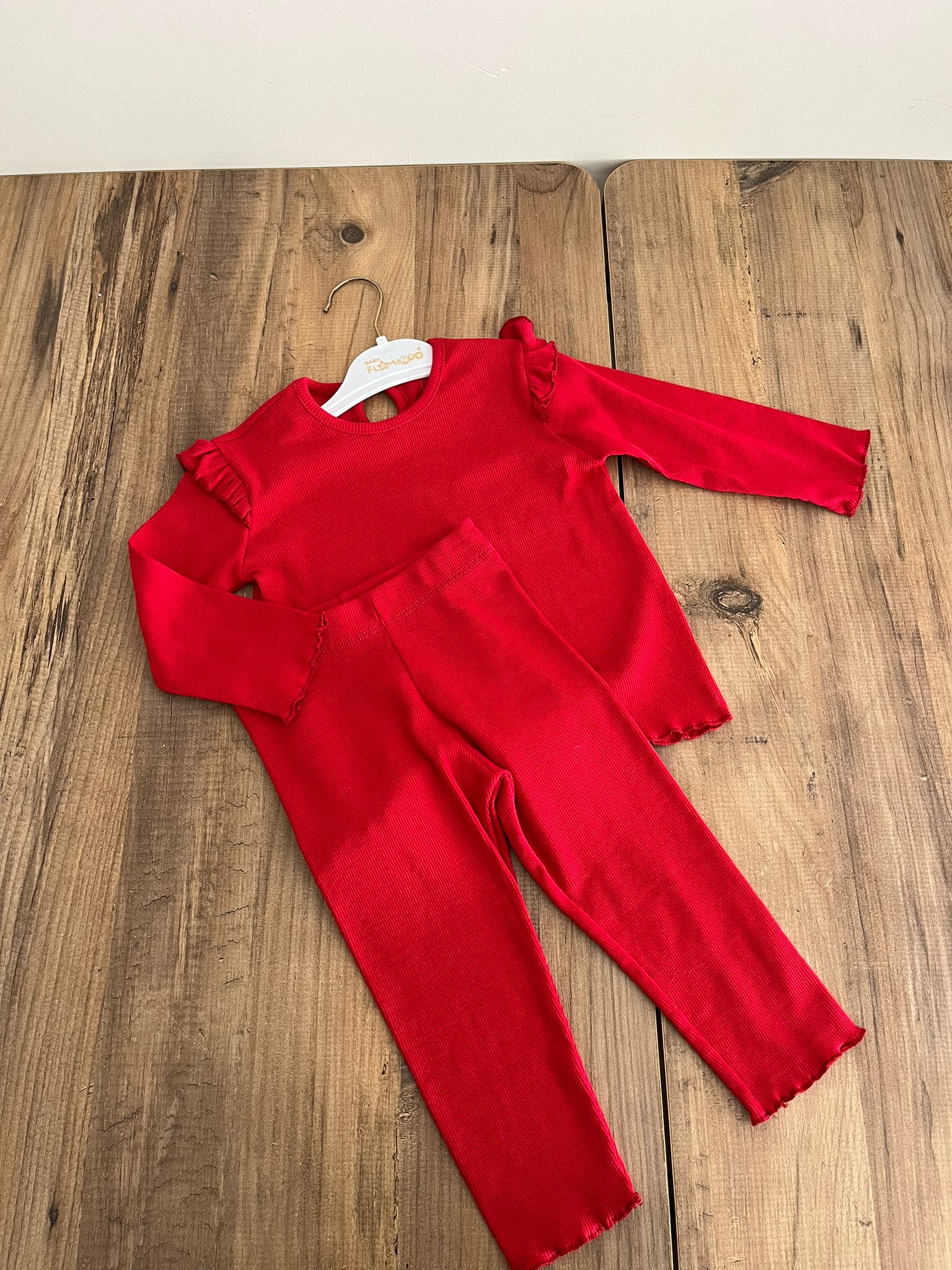 KIRMIZI İKİLİ TAKIM