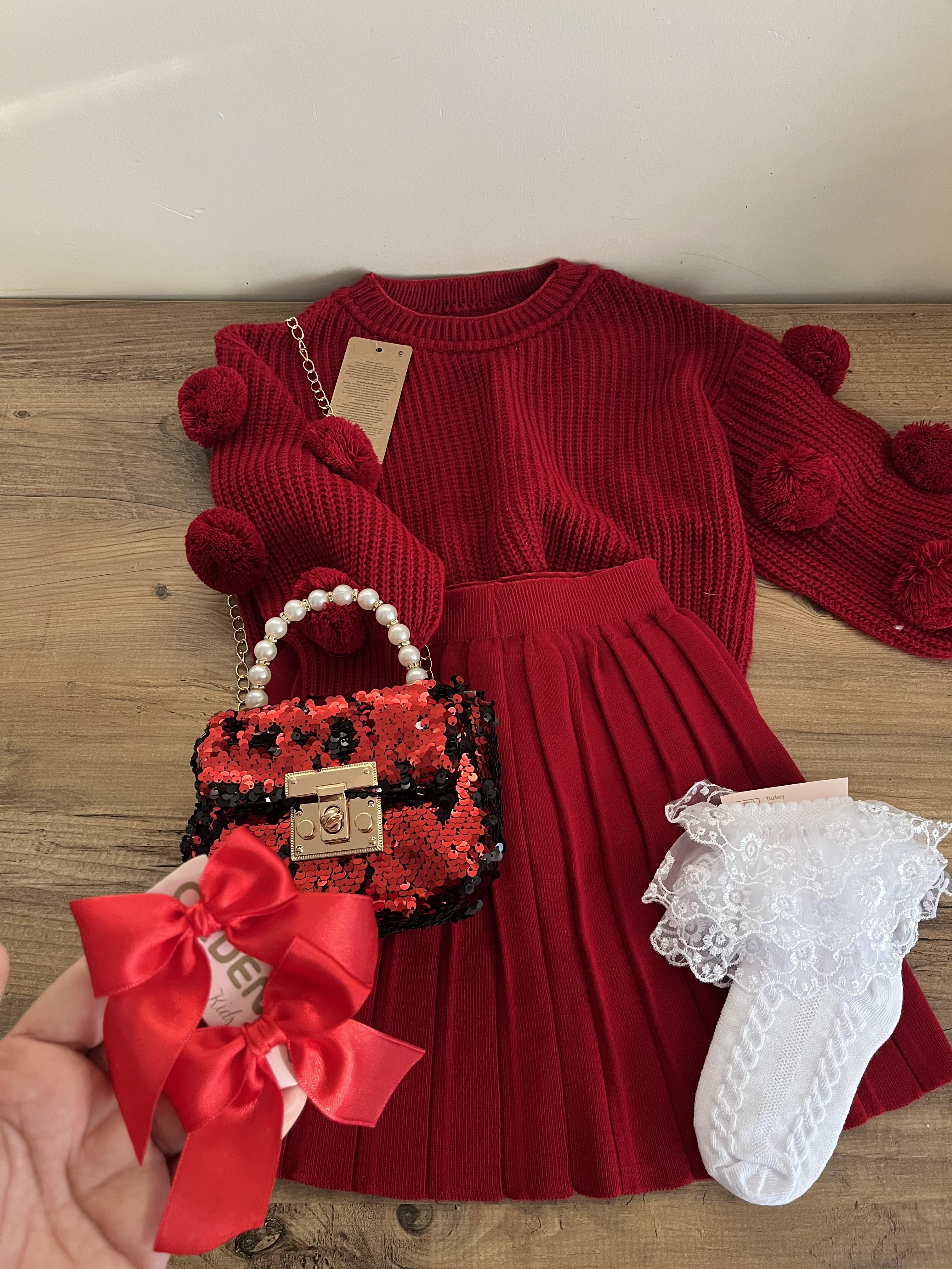 KIRMIZIı ponpon detaylı triko takım