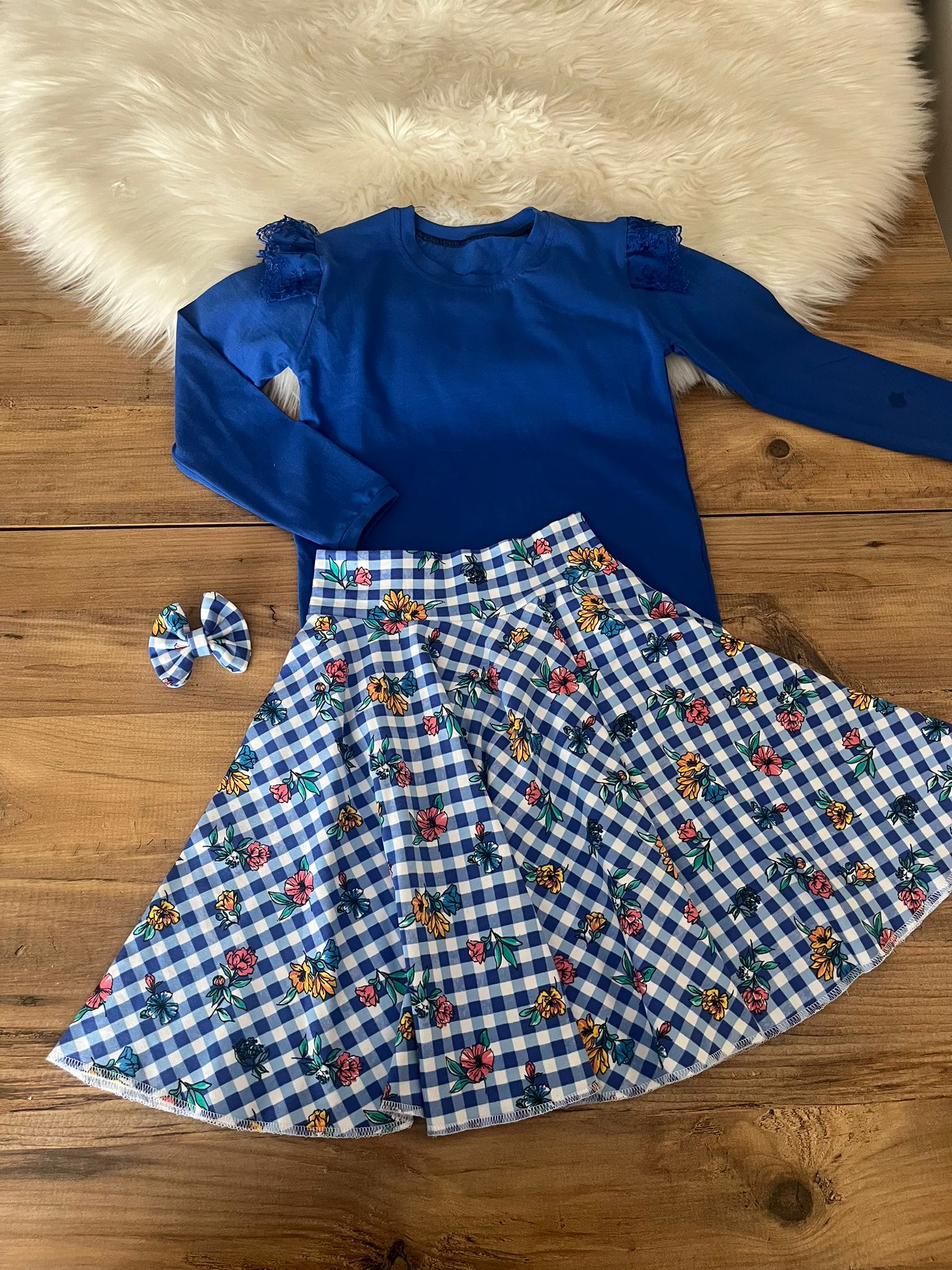 saks mavisi çiçekli takım