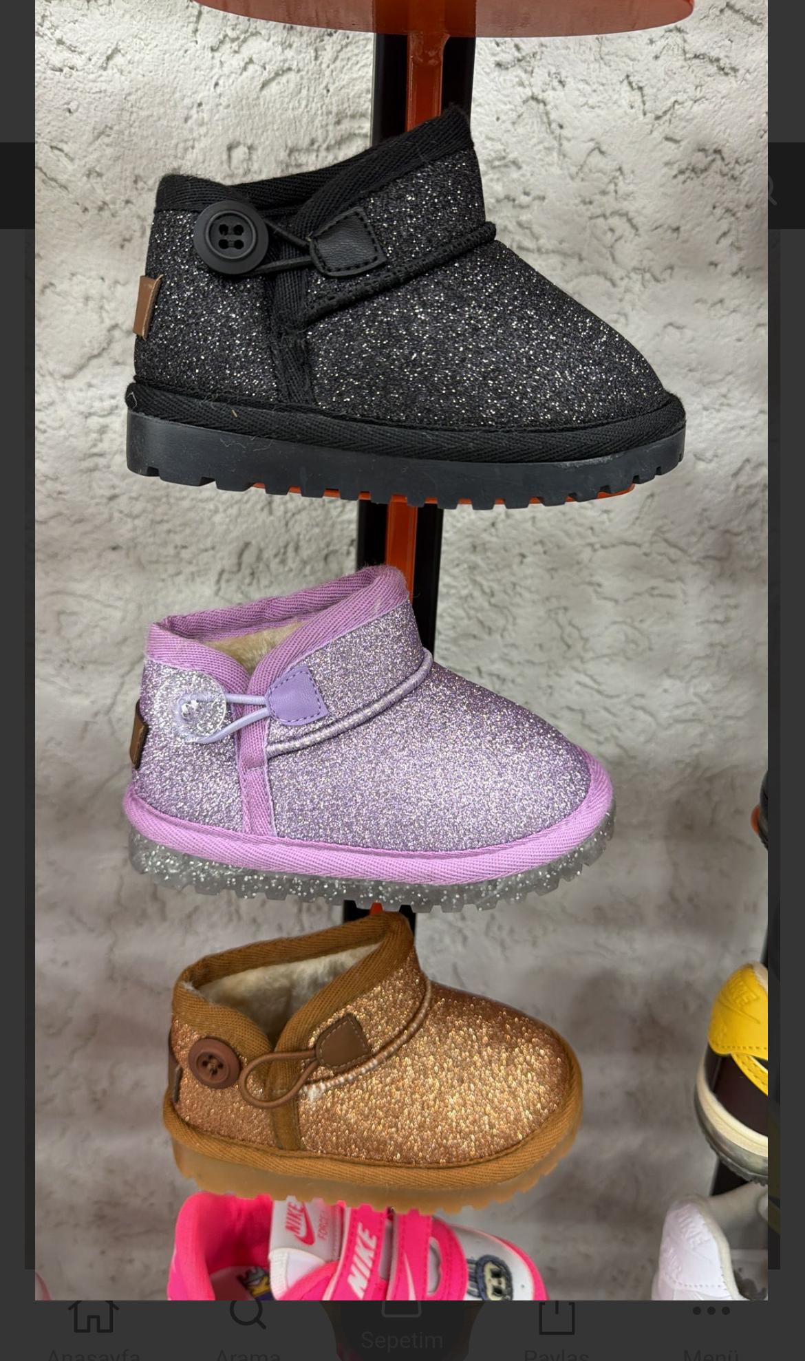 Siyah simli ugg bot